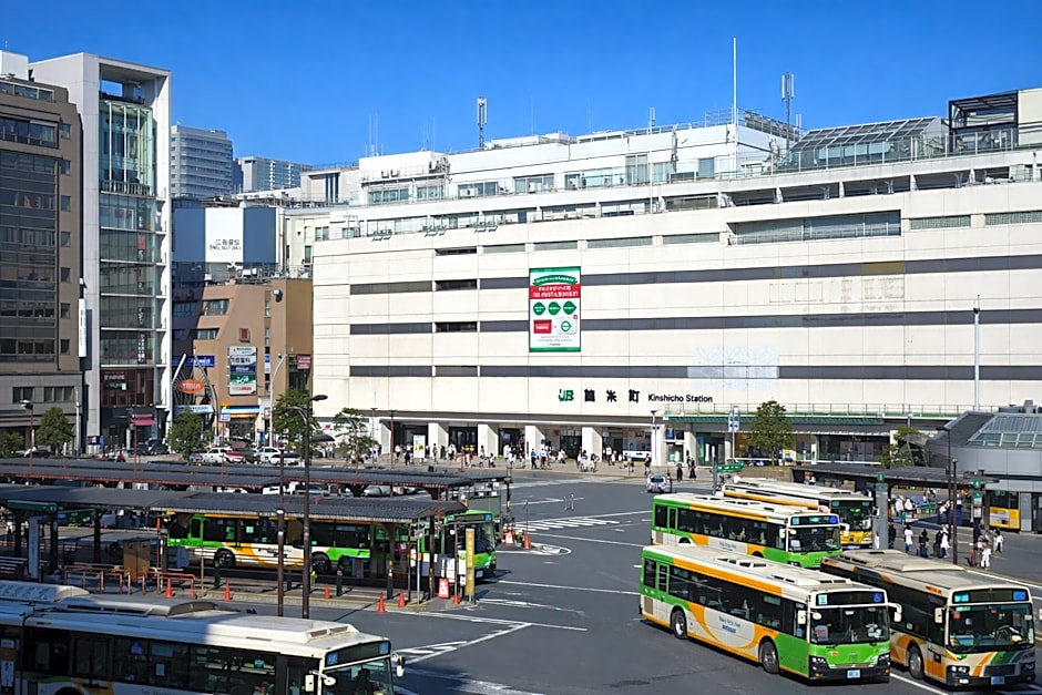 Capsule Hotel Suzumoriya