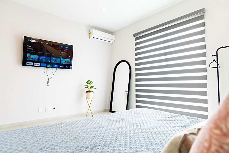 New Casa San Felipe with Gated Parking at Casas Sanblu
