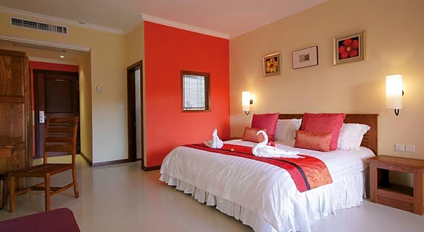 Jalsa Beach Hotel & Spa