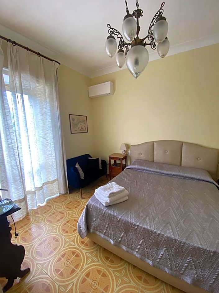Villa Favorita Suites
