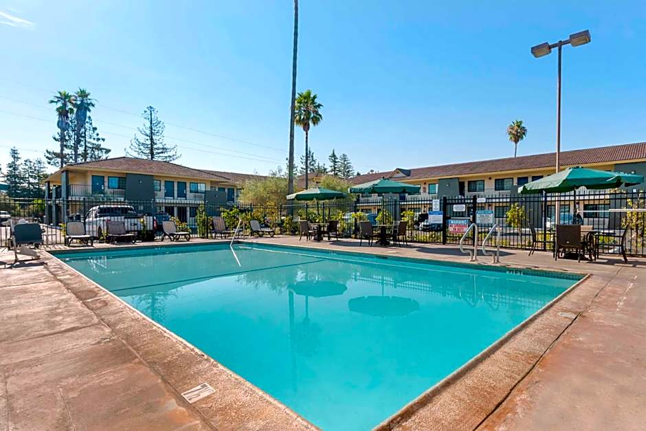 Sonoma Winegrower's Inn