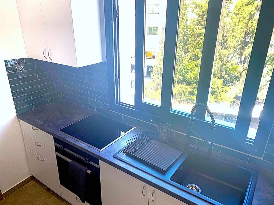 Urban Habitat Capsule Beds