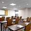 Holiday Inn Express Indianapolis Airport By IHG