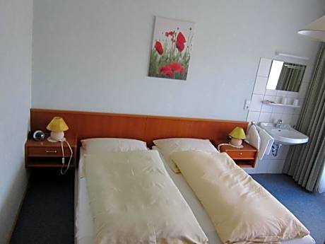 Standard Double Room with Shared Bathroom