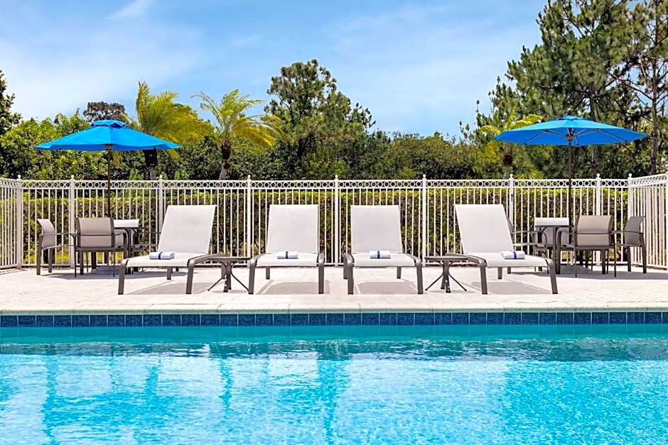 Holiday Inn Express Hotel & Suites Fort Pierce West By IHG