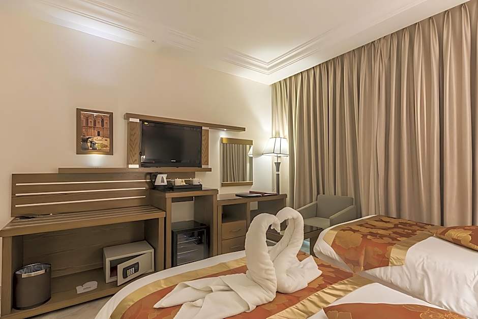Petra Moon Hotel