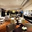 Howard Johnson IFC Plaza Ningbo Hotel