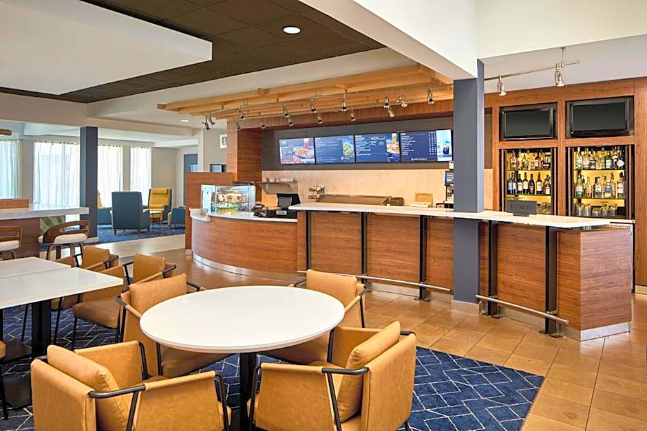 Courtyard by Marriott Dulles Airport Chantilly