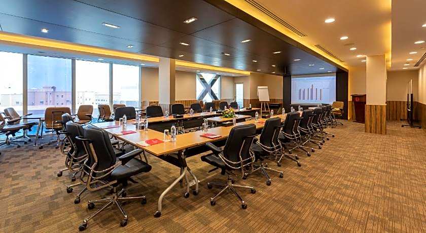 Ramada Al Qassim Hotel And Suites