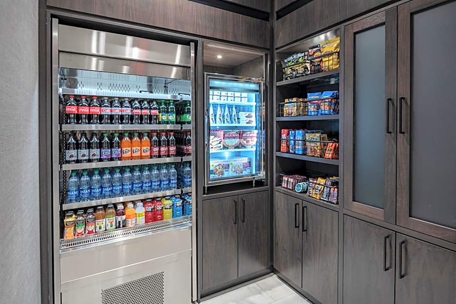 Holiday Inn Express Boston Logan Airport - Revere By IHG