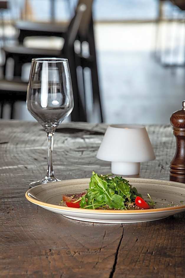 Atlantic Holiday Hotel