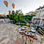 Sarnich Cave Suites
