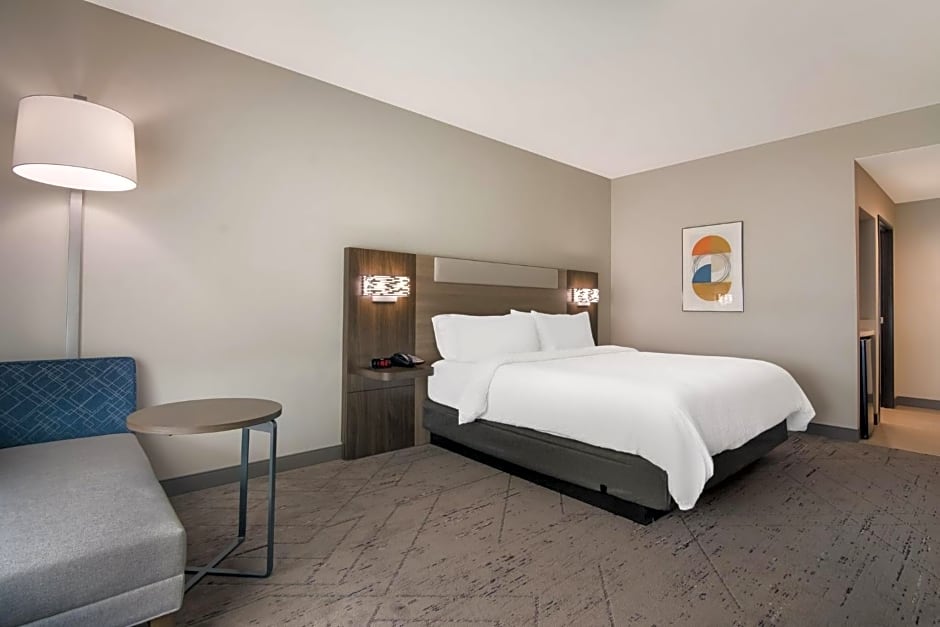 Holiday Inn Express & Suites - Springdale - Fayetteville Area