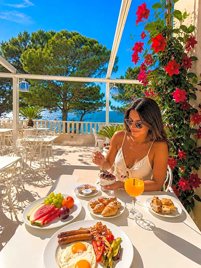 Hotel Bacchus