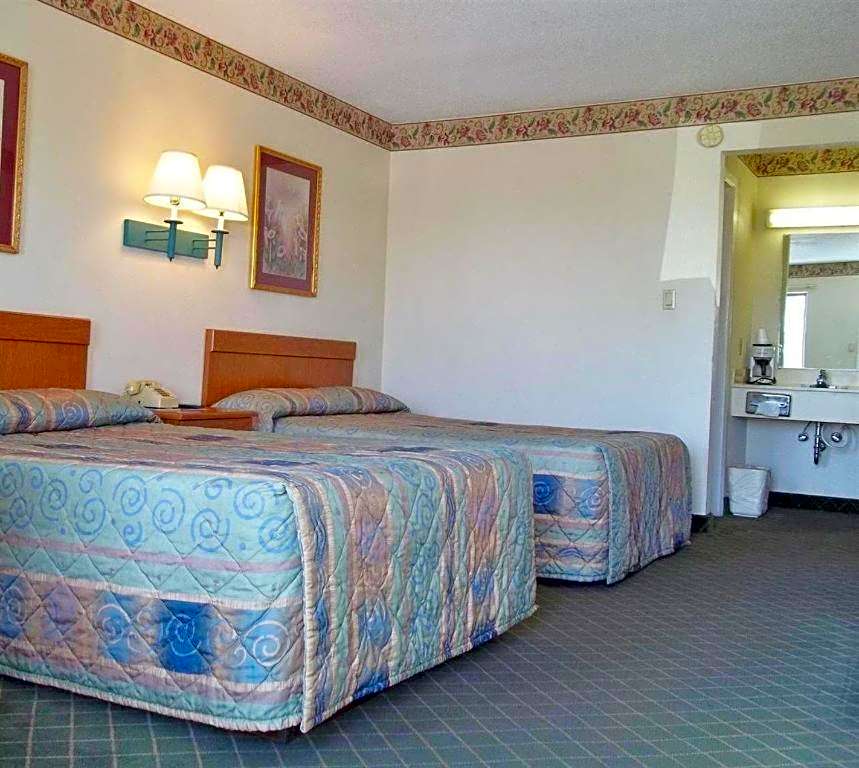 Americas Best Inn - Brinkley
