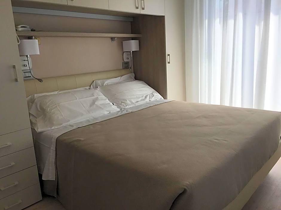 Hotel Novella