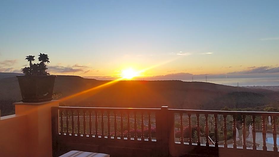 Casa León Royal Retreat