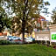 Holiday Inn Express Hotel & Suites Roseville - Galleria Area By IHG