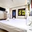 Forest Park Hotel