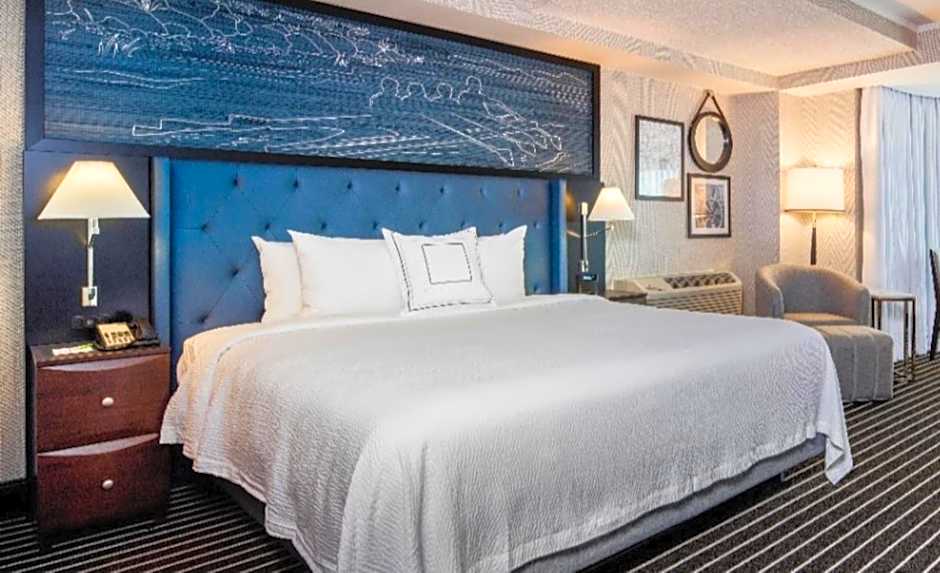 Courtyard by Marriott Boston Brookline