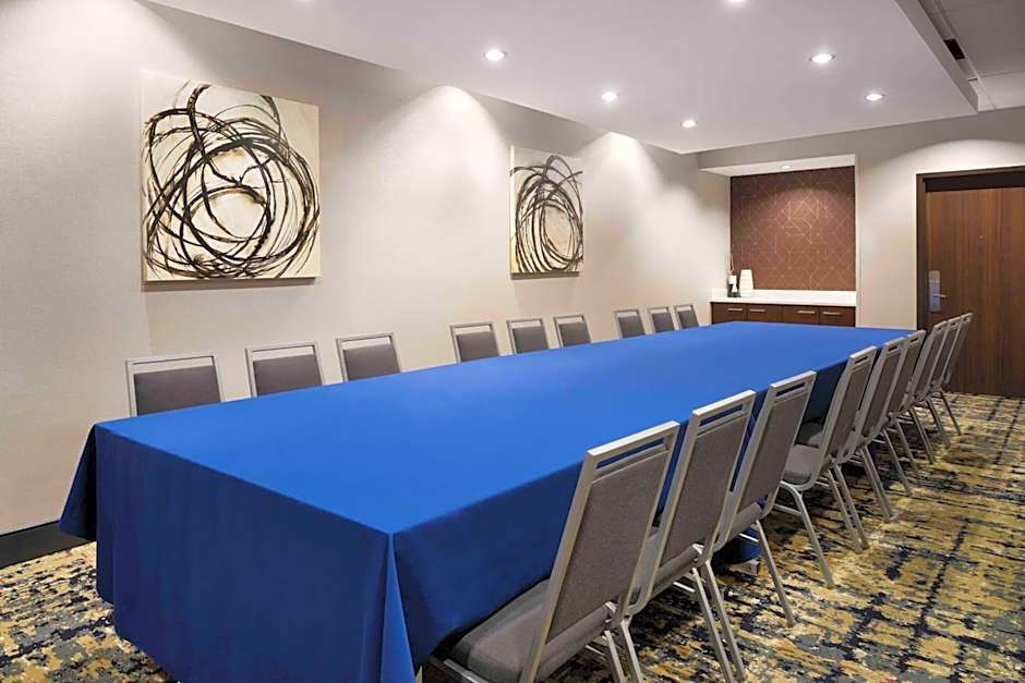 Homewood Suites-By Hilton- Denver Downtown Convention Center