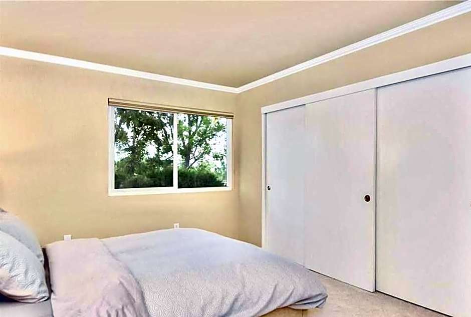 Del Rey Apartment Homes