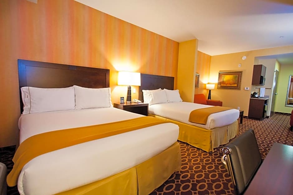 Holiday Inn Express & Suites Sacramento NE Cal Expo By IHG