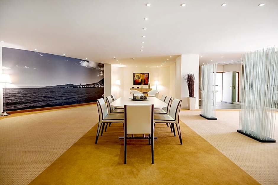 Royal Plaza Montreux & Spa