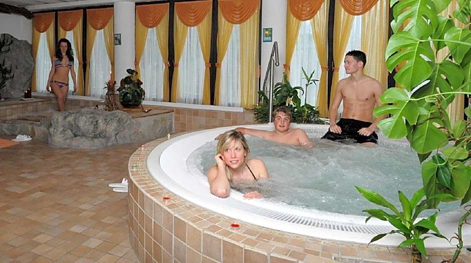 Hotel Val Di Sole