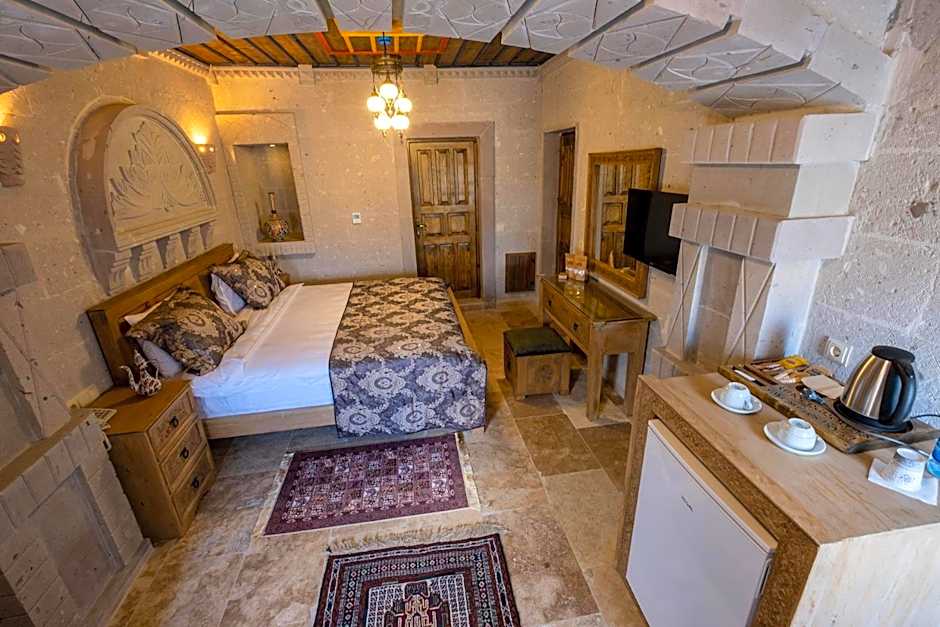 Underground Cave Suites Hotel