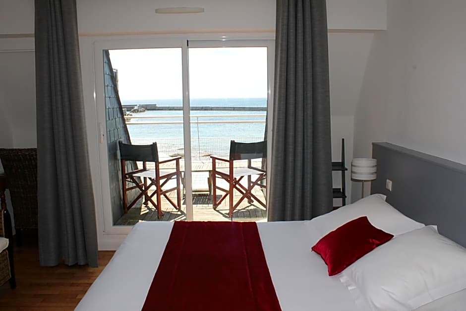 Photo 1 of 13 of Sea View