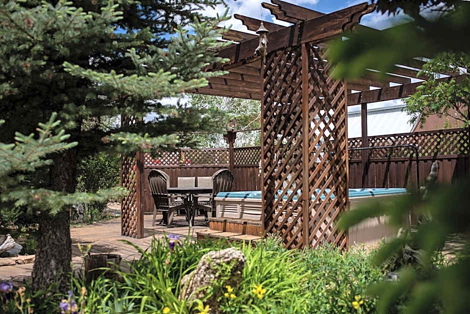 Browns Canyon Inn