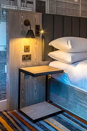 Family Connecting Rooms