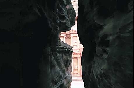 petra agora hotel