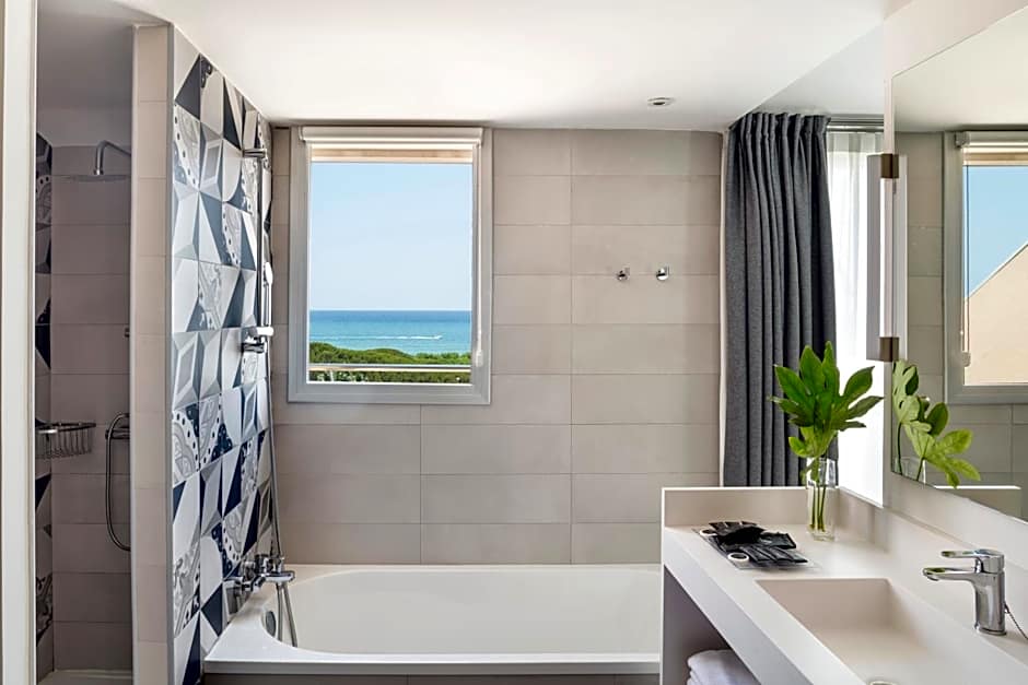 AQUA Hotel Onabrava & Spa 4*Sup