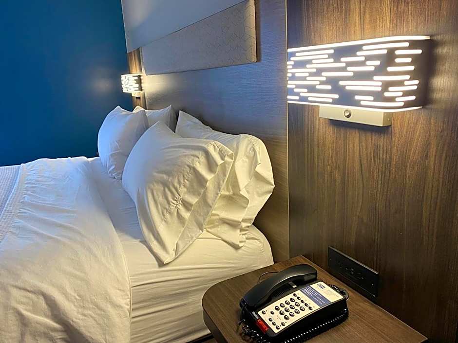 Holiday Inn Express Plymouth By IHG