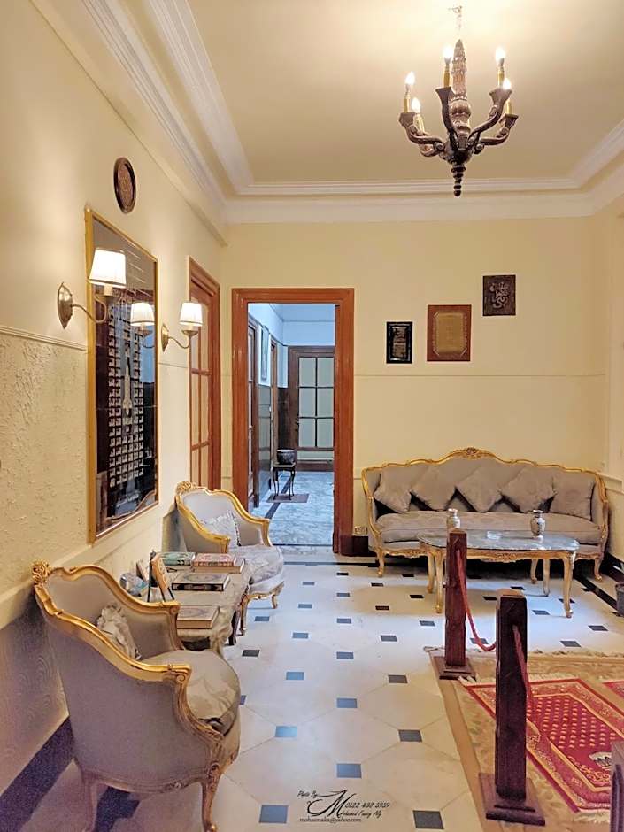 Triomphe Hostel