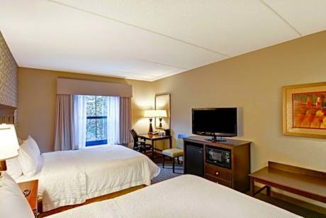 Room with Two Queen Beds - Non-Smoking