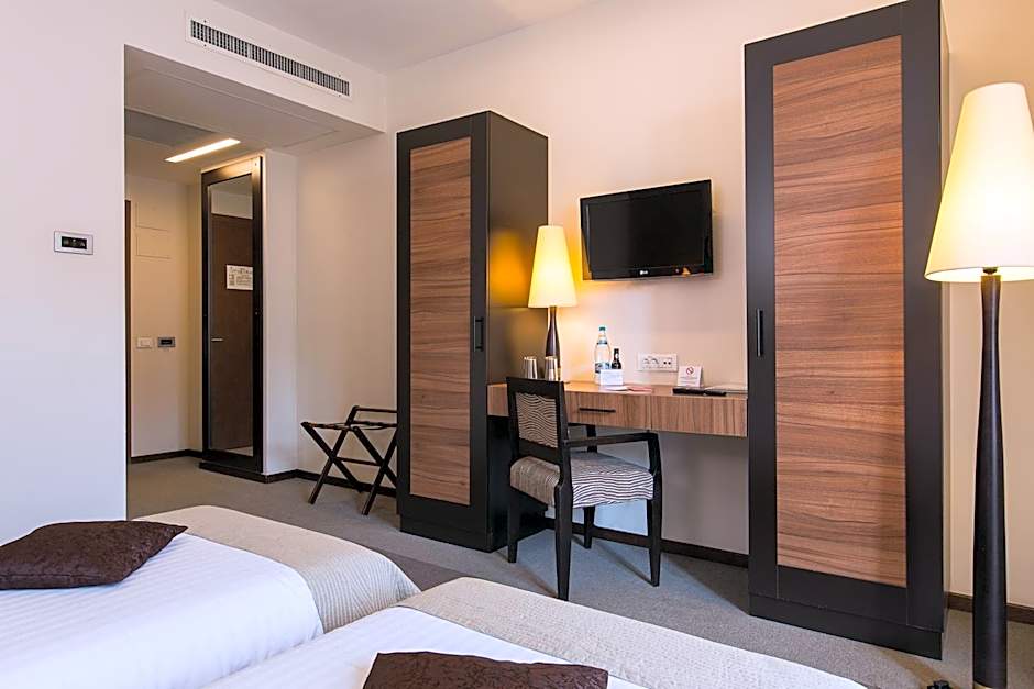 Europa Royale Bucharest