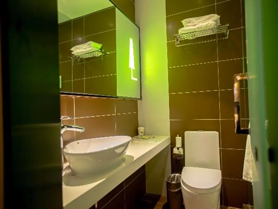 IU Hotel Shijiazhuang Southwest Gaojiao District Hongqi Street