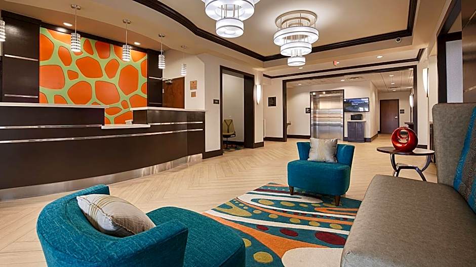 Best Western Premier Ashton Suites-Willowbrook