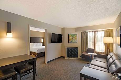 One-Bedroom Suite