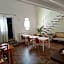 Demetra Rooms