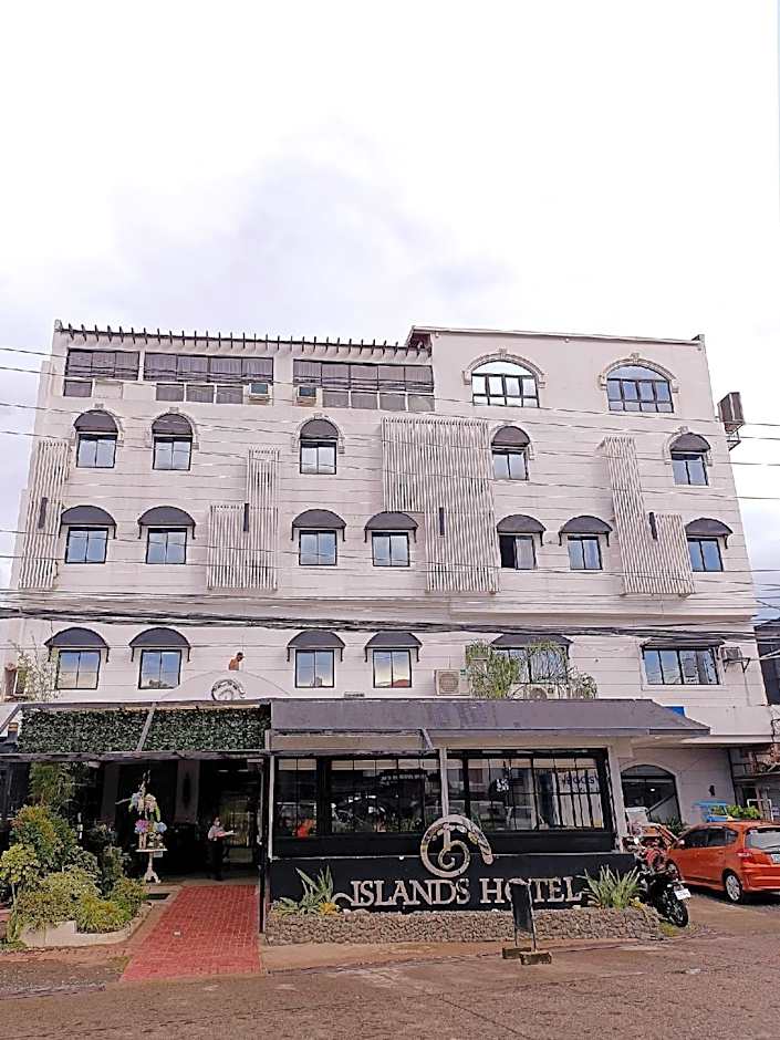 Islands Hotel