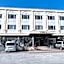 Townhouse Oak Vera Hotel Near Clark International Airport