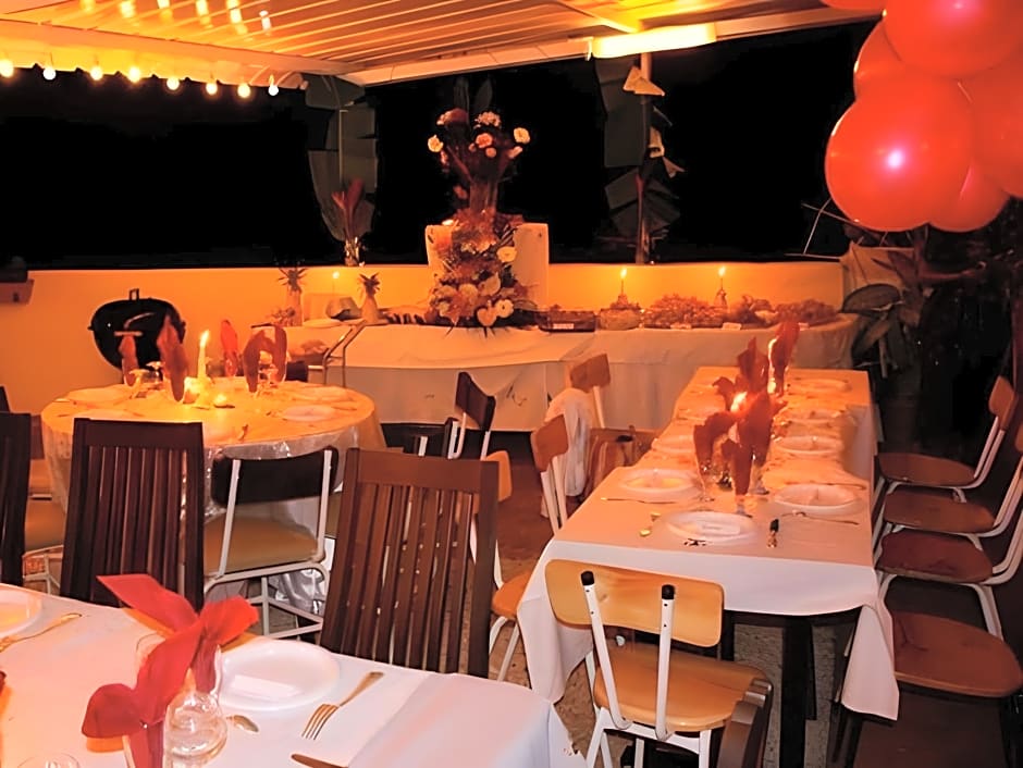 Le Cactus Guest House