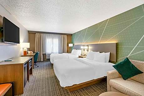 Queen Suite with Two Queen Beds - Non Smoking