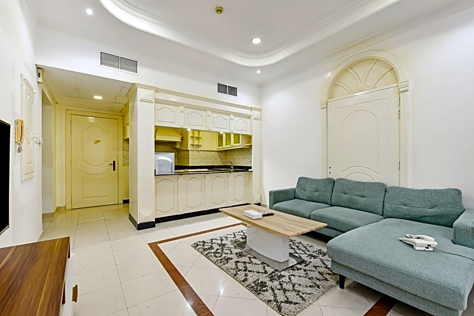 OYO 121 Ramiya Plaza