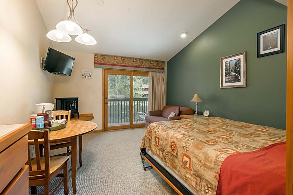 Ponderosa Lodge