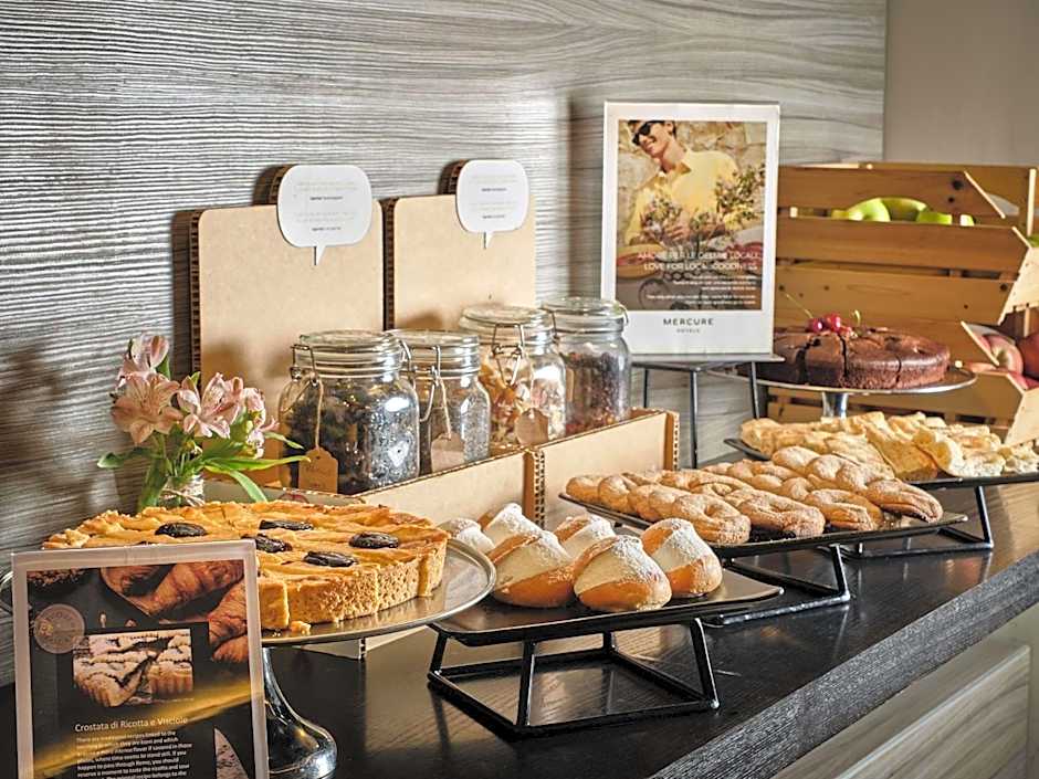 Mercure Rome Colosseum Centre